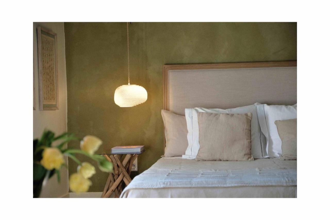 Les Jardins De Sitaara Bed & Breakfast Cucuron Dış mekan fotoğraf