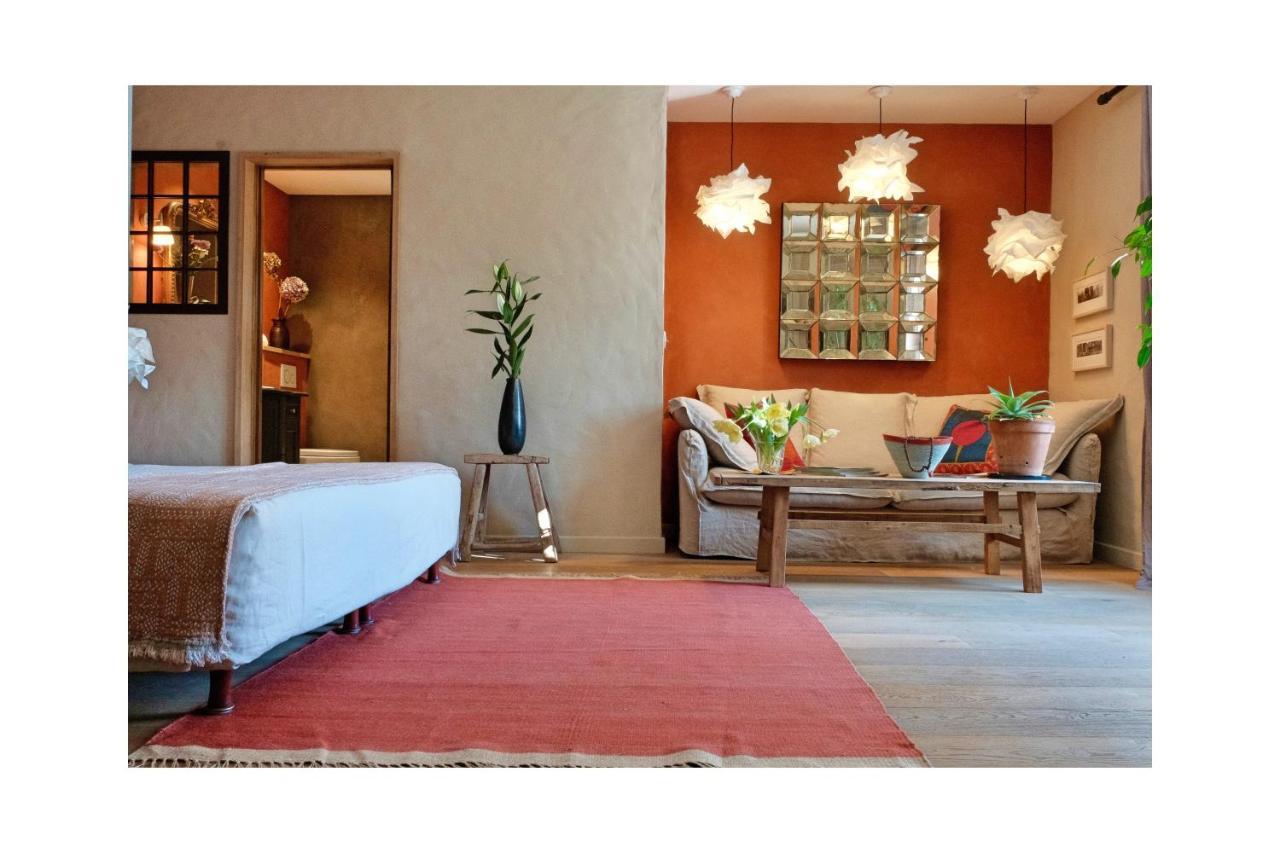 Les Jardins De Sitaara Bed & Breakfast Cucuron Dış mekan fotoğraf