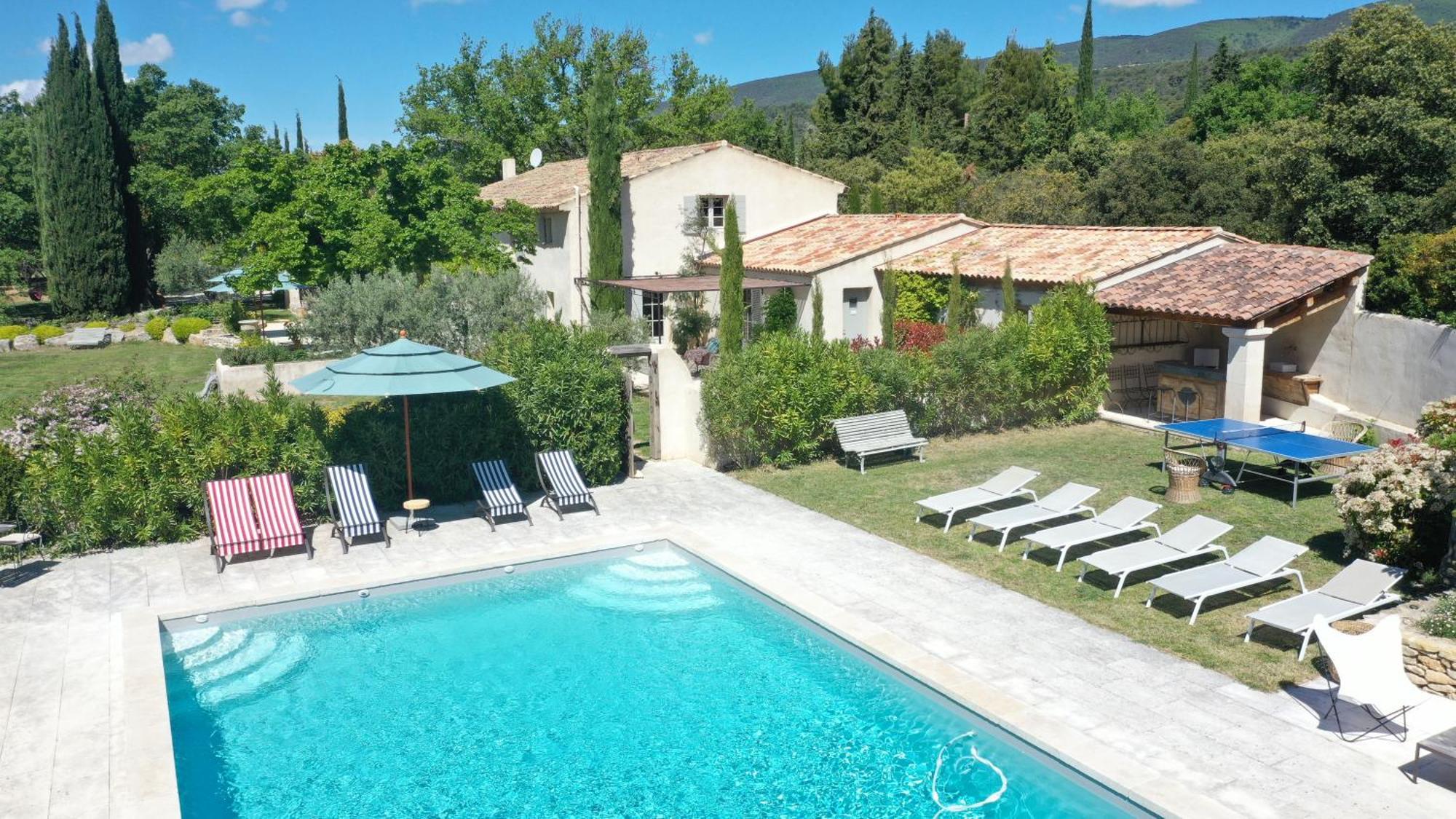 Les Jardins De Sitaara Bed & Breakfast Cucuron Dış mekan fotoğraf