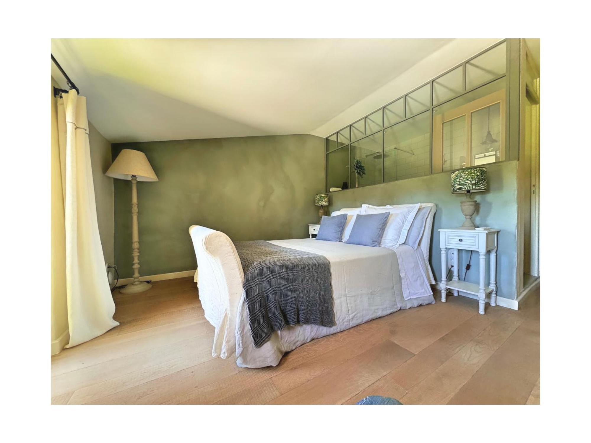 Les Jardins De Sitaara Bed & Breakfast Cucuron Dış mekan fotoğraf